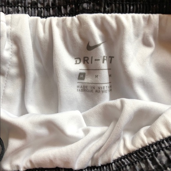 Nike Dry Tempo shorts - Picture 5 of 5